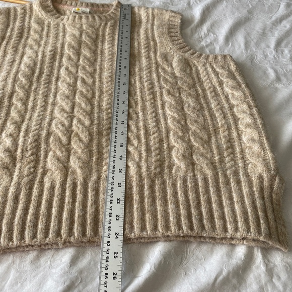 - SOLD - Boden Women's Crew Neck Cable Knit Mohair Wool Blend Sweater Vest 20/22 - Picture 12 of 16